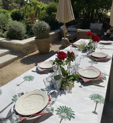 Toalha de mesa Island Green – branco/verde – palmeiras – 100% algodão – boho chic – Jardim Botânico – Miss June Paris – 4