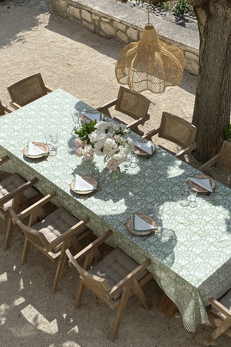 Toalha de mesa Celadon Green – 100% algodão – estampa floral – estilo boho chic – Jardim Botânico – Miss June Paris – 2
