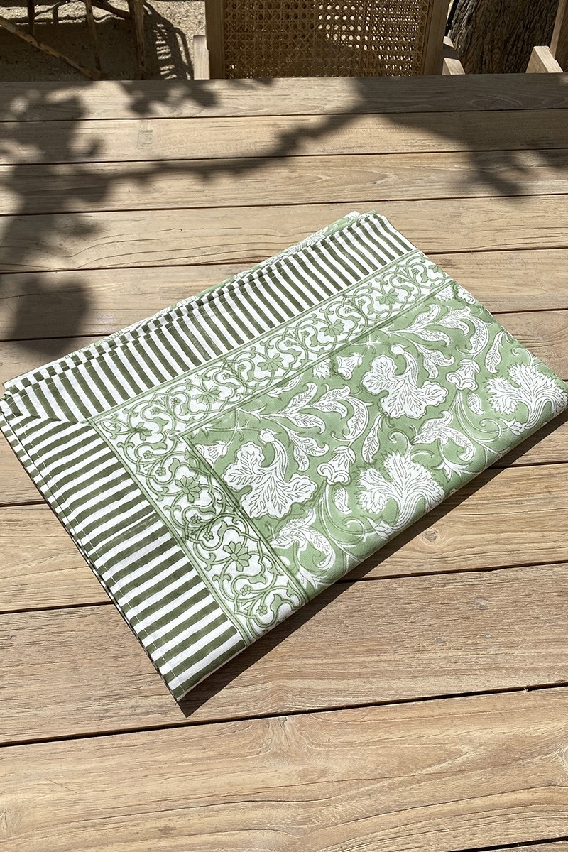 Toalha de mesa Celadon Green – 100% algodão – estampa floral – estilo boho chic – Jardim Botânico – Miss June Paris – 6