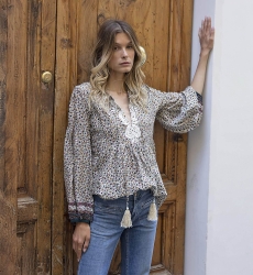 Miss June Paris, Divina Blouse