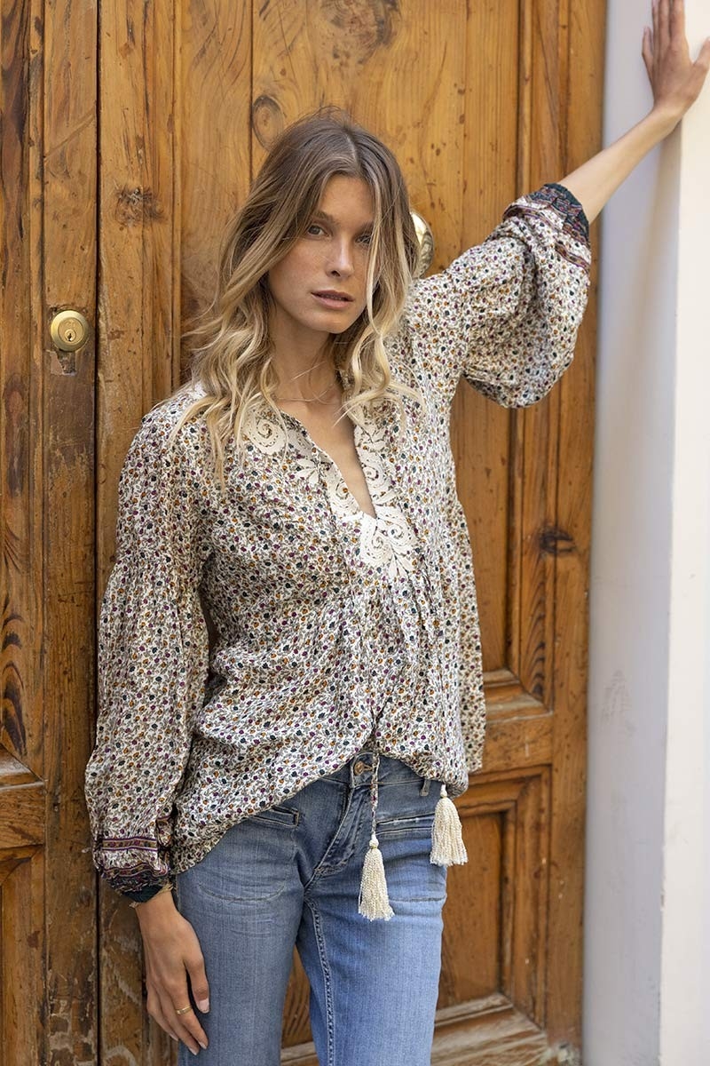 Miss June Paris, Divina Blouse
