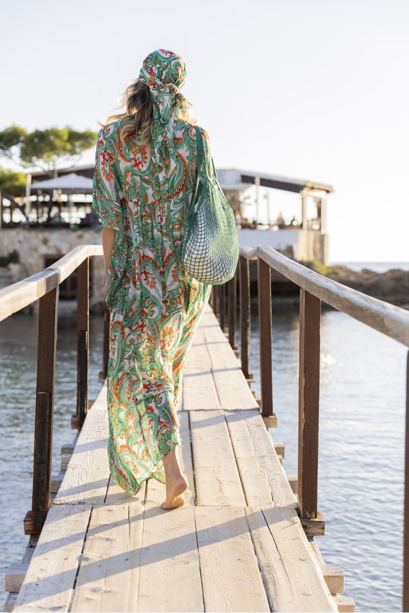 Kaftan Longo Caprera - Verde - Peitoral Decorado - Mangas Longas - Boho - Miss June Paris - 2