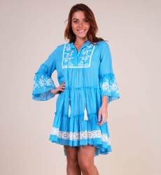 Vestido curto Cecilia - azul com bordado branco - renda delicada - textura refinada - Miss June Paris - 5