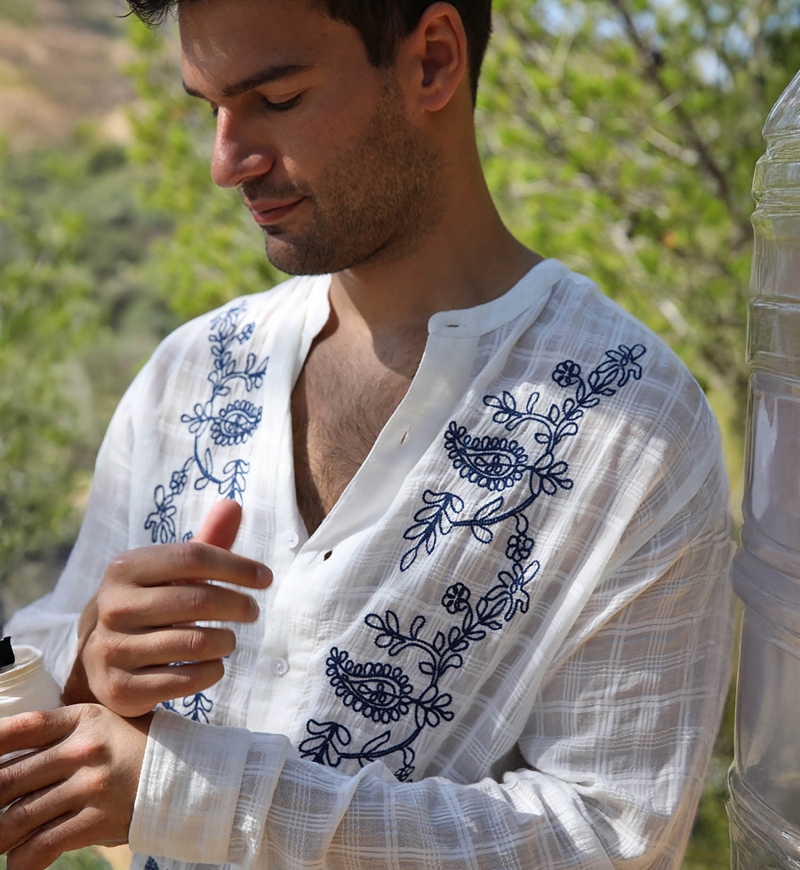 Cocora Shirt – white – blue embroidery – long sleeves – fluid material – Shay collection – Miss June Paris – 7