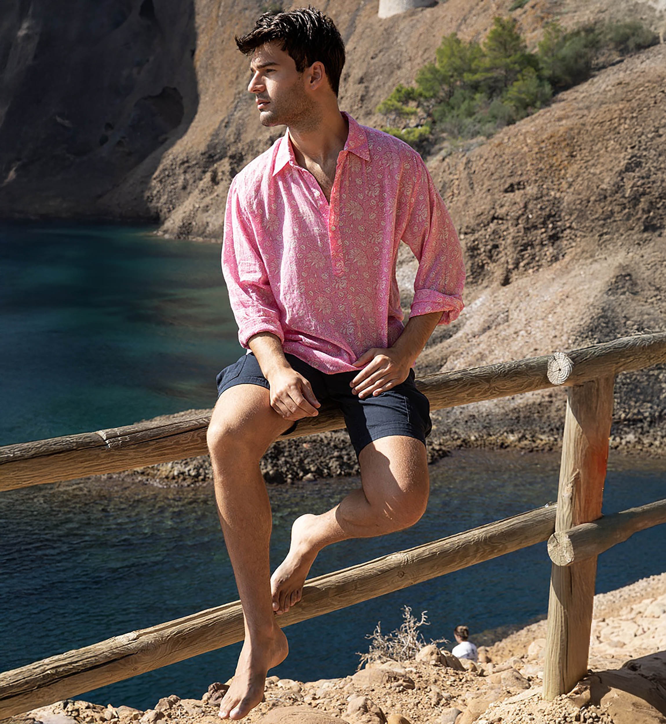 Camisa Florencia – rosa – estampa branca delicada – mangas compridas – tecido leve – coleção Shay – Miss June Paris – 1