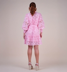 Vestido curto Oriana - rosa - mangas longas - punhos com bainha - bordado delicado - Miss June Paris - 6