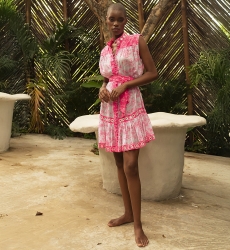 Vestido curto Melisa - estampa floral rosa neon - bordado espelhado brilhante - Miss June Paris - 3