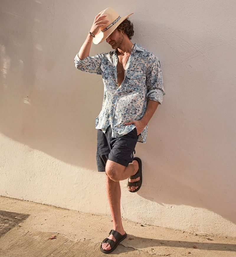 Camisa Filandia – branca – estampa paisley / azul – mangas longas – bolsos frontais – coleção Shay – Miss June Paris – 3