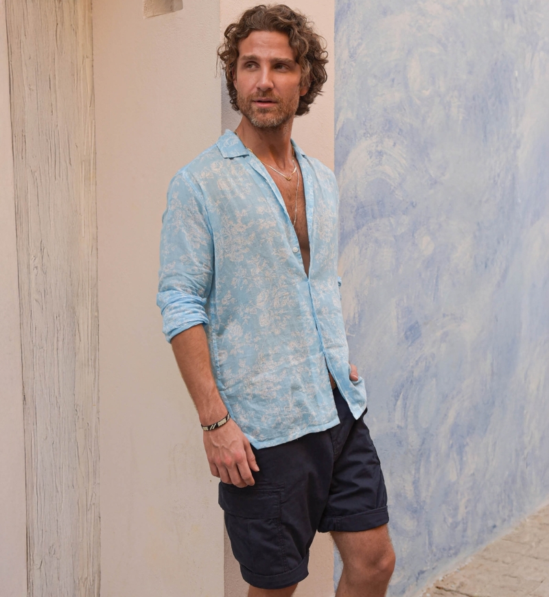 Camisa Salento – azul – estampa floral branca – mangas longas – tecido leve – coleção Shay – Miss June Paris – 6