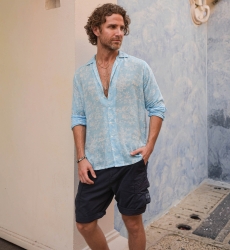 Camisa Salento – azul – estampa floral branca – mangas longas – tecido leve – coleção Shay – Miss June Paris – 7