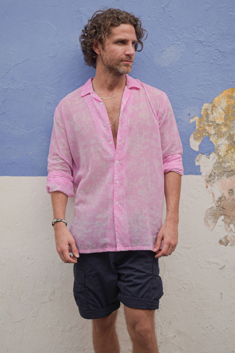 Camisa Salento – rosa – estampado floral blanco – mangas largas – tejido ligero – colección Shay – Miss June Paris – 2
