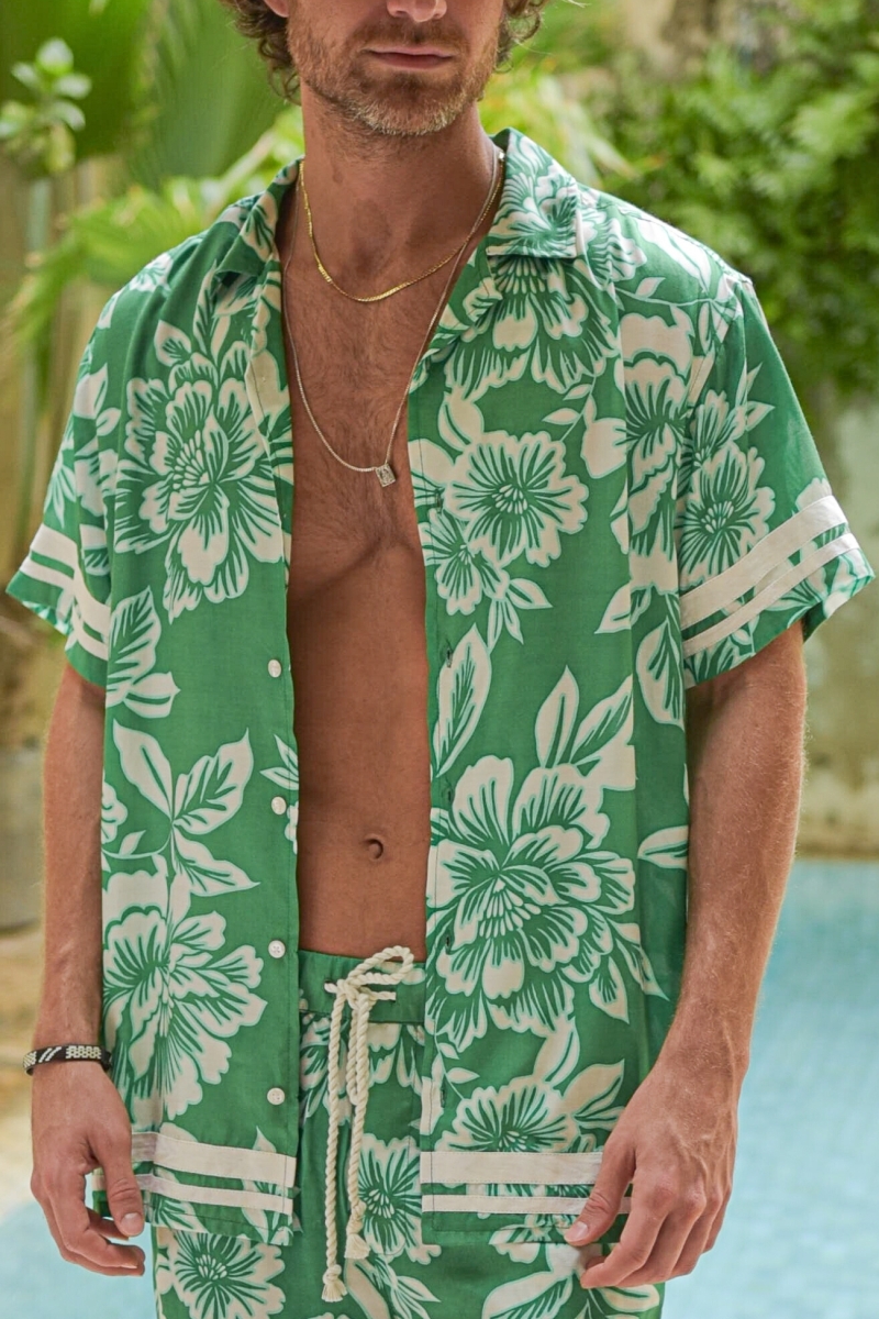 Camisa de Manga Curta Santa Marta – verde – estampa floral branca – coleção Shay – Miss June Paris – 3
