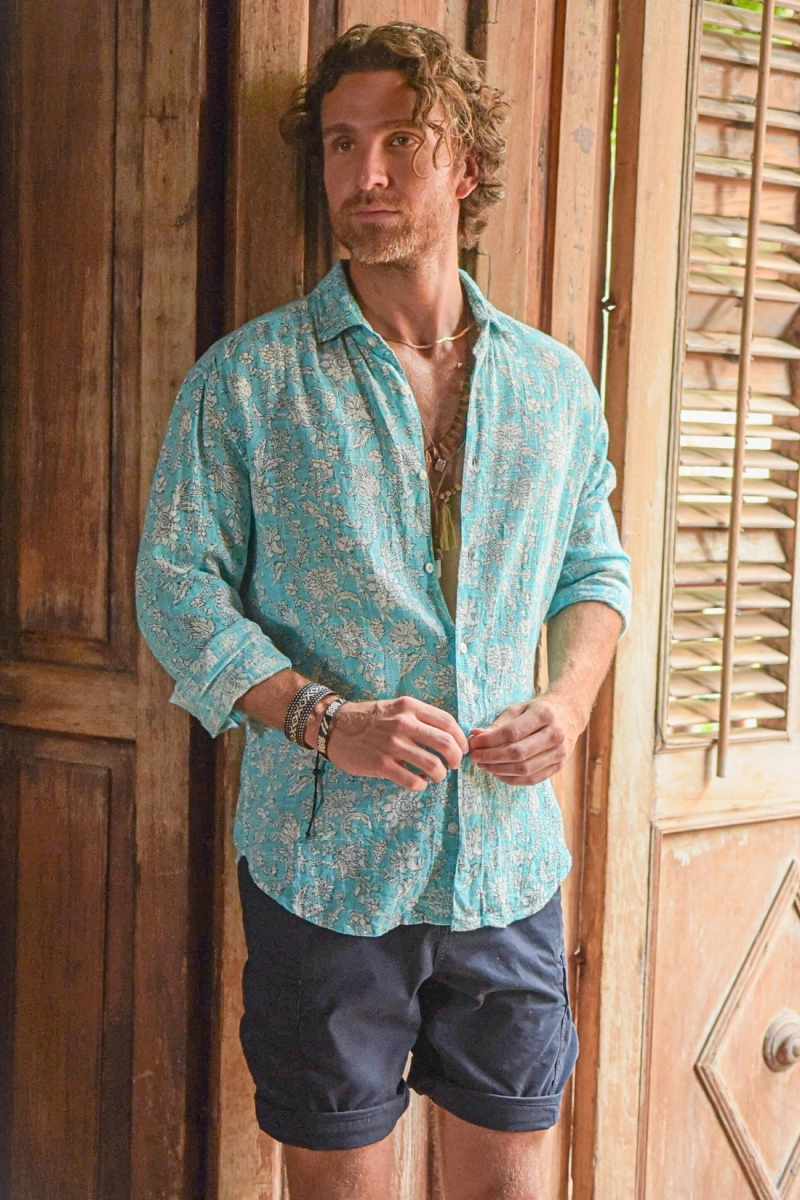 Camisa de Manga Comprida Popayan – turquesa – estampa floral branca – leve – coleção Shay – Miss June Paris – 1