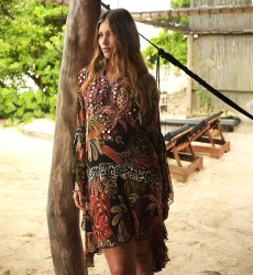 Caftan curto Ximena - preto - estampa vegetal - babador adornado com espelhos brilhantes - Miss June Paris - 4