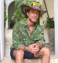 Camisa Medellin – cáqui – mangas longas – coleção Shay – Miss June Paris – 7