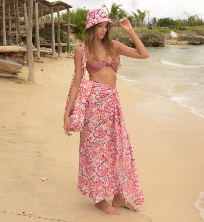 Conjunto de praia: bob, sarong e tote bag - estampado paisley - um toque de sofisticação - Miss June Paris - 1