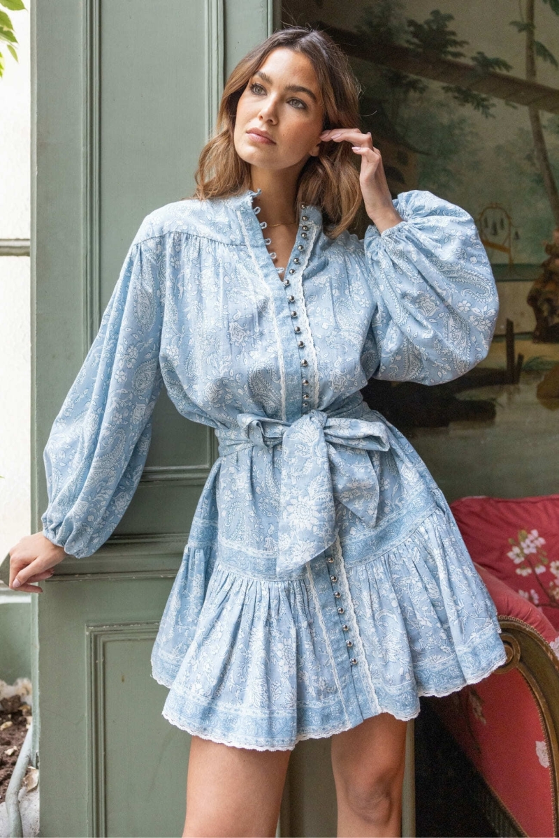 Vestido curto Clemence - padronagem paisley - botões prateados - 100% algodão - Miss June Paris - 2