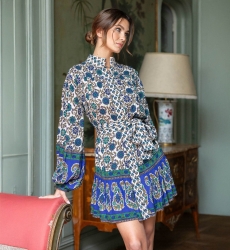 Vestido curto Charlotte - motivos em verde e bege - Miss June Paris - 1