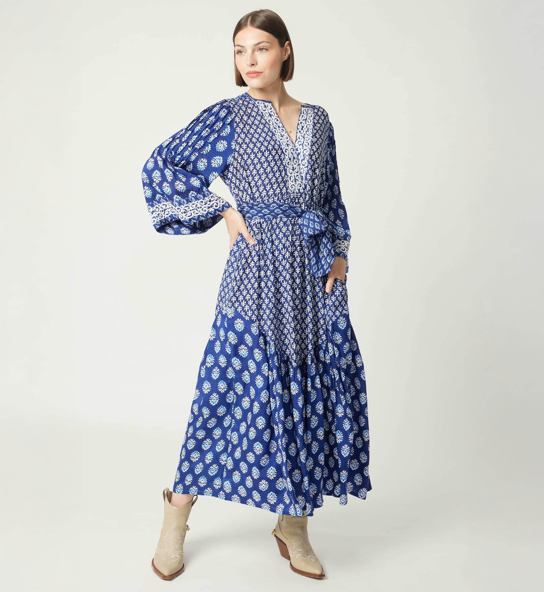 Elise long dress - white embroidery motifs - Miss June Paris - 3