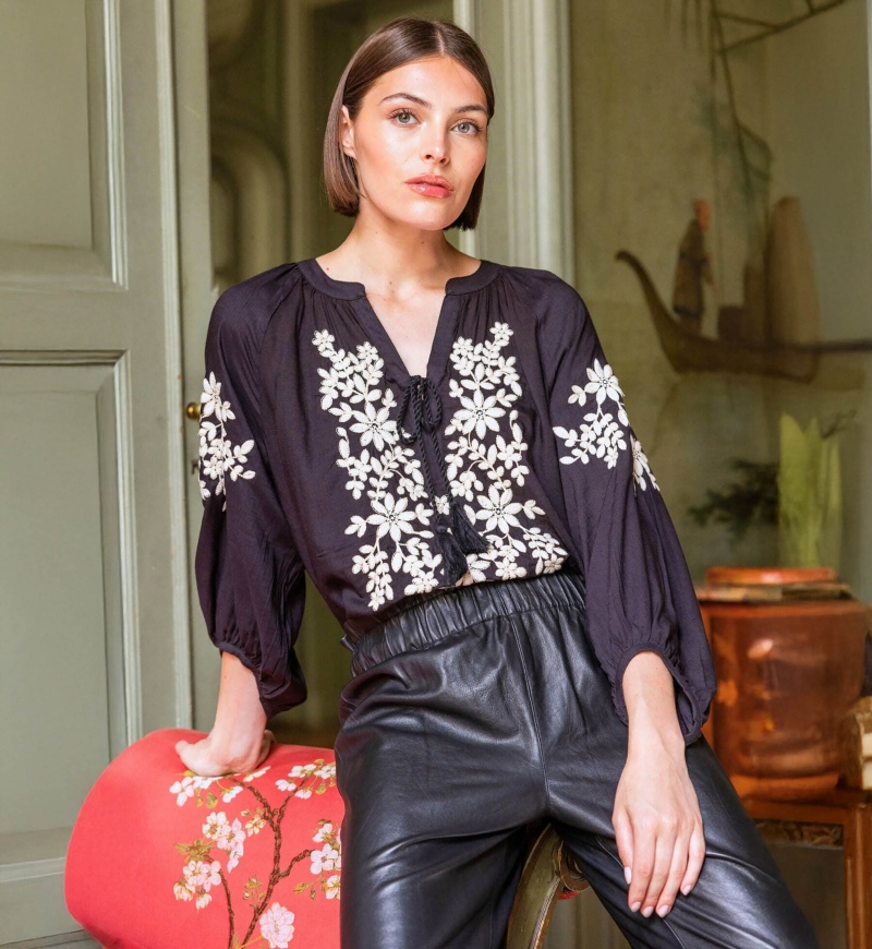 Blusa negra Noémie - Miss June Paris - 1