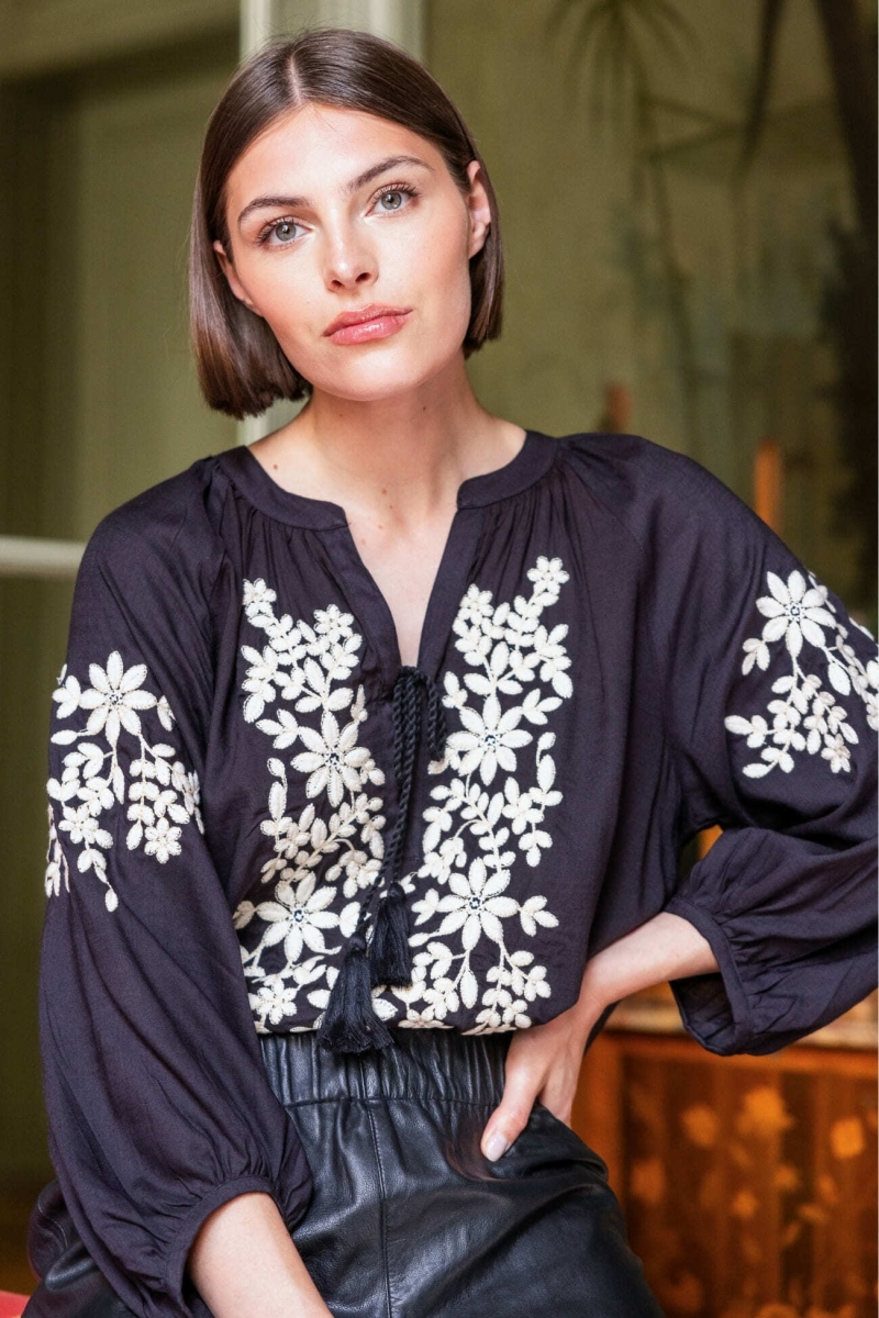Blusa negra Noémie - Miss June Paris - 2