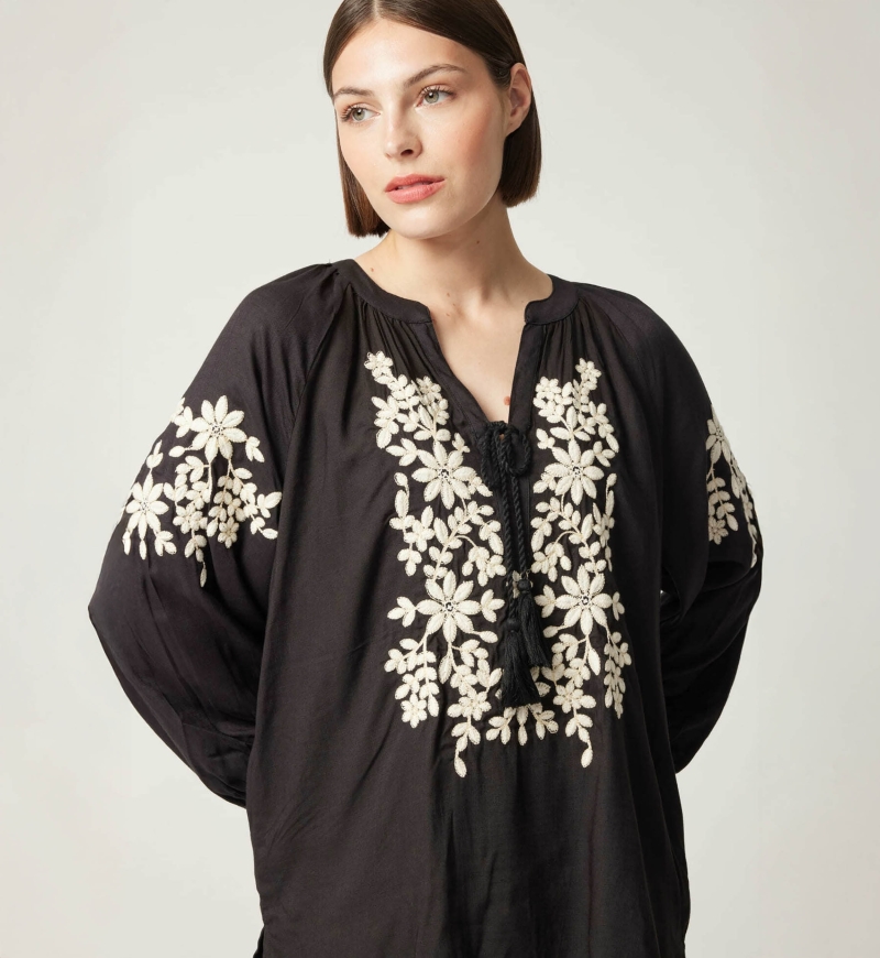 Noémie black blouse - Miss June Paris - 5