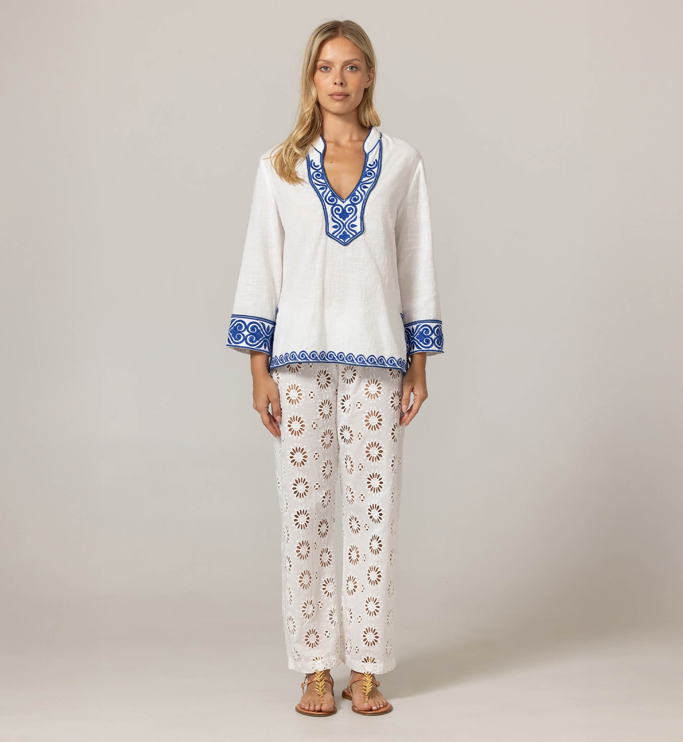 Blusa Meira - Bordados Azuis - 100% Algodão - Miss June Paris - 3