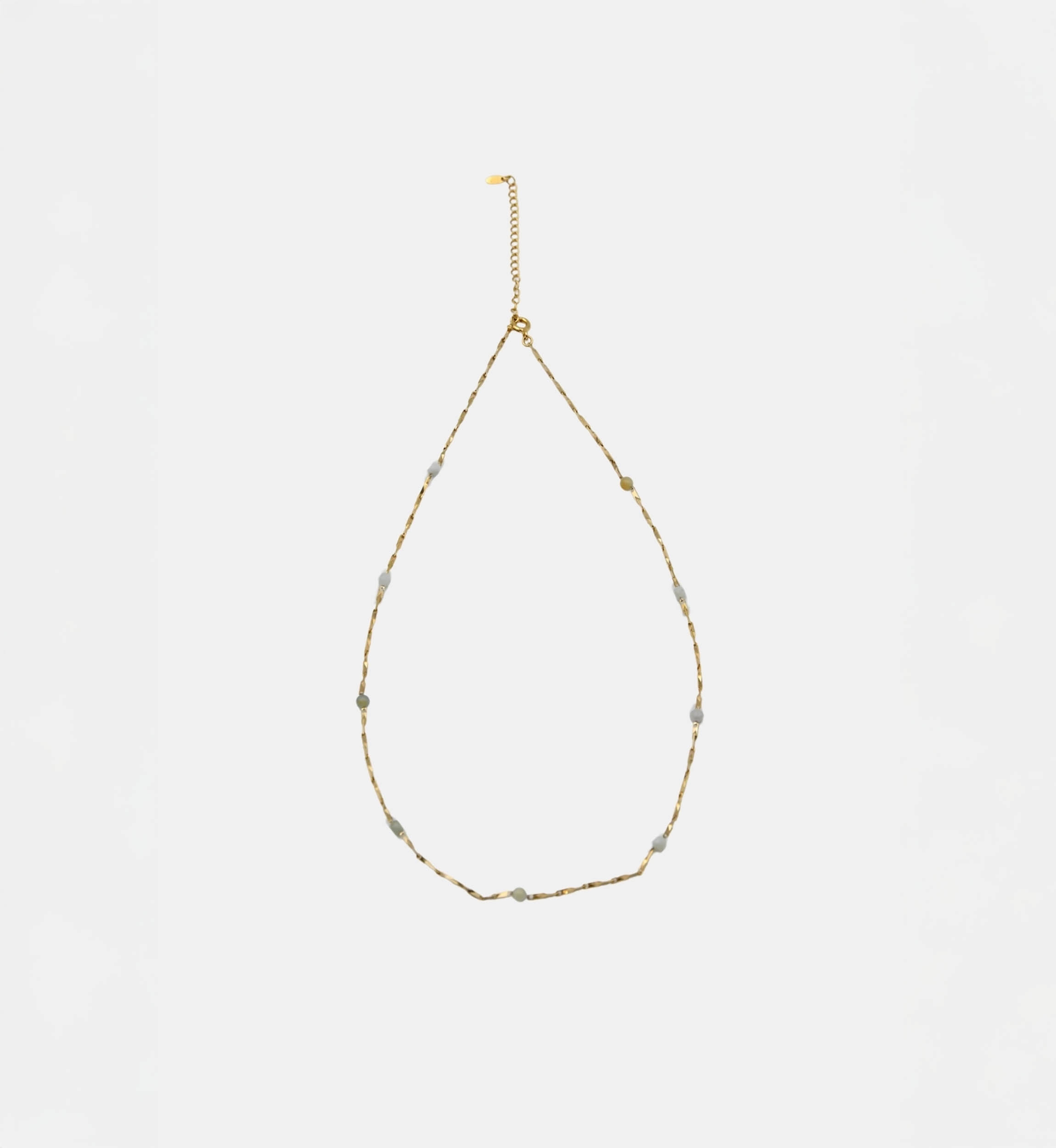 Collar de fantasía - Miss June