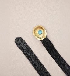 Cinto de Couro Preto com Fivela Dourada Janna – Miss June Paris – 2