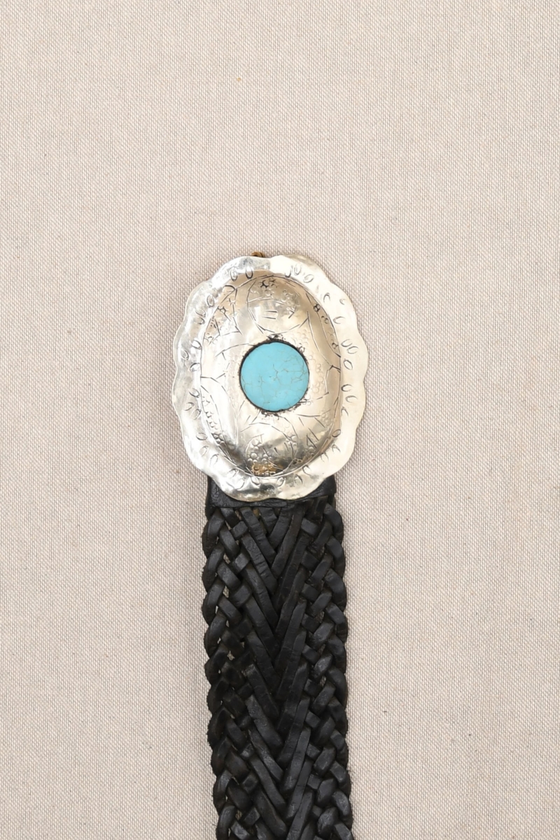 Cinto de Couro Preto com Fivela Prateada Janna – Miss June Paris – 1