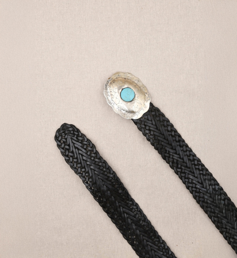 Cinturón de Cuero Negro con Hebilla Plateada Janna – Miss June Paris – 2