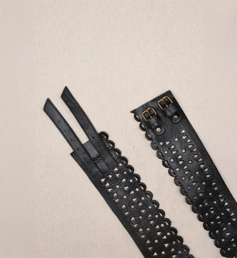 Cinto de couro Joan – Preto – Miss June Paris – 2