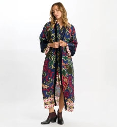 Miss June Paris — Kimono Largo Ivana