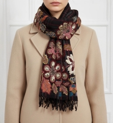 Miss June Paris — Cachecol Lucie