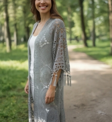 Miss June Paris — Kimono Tóquio