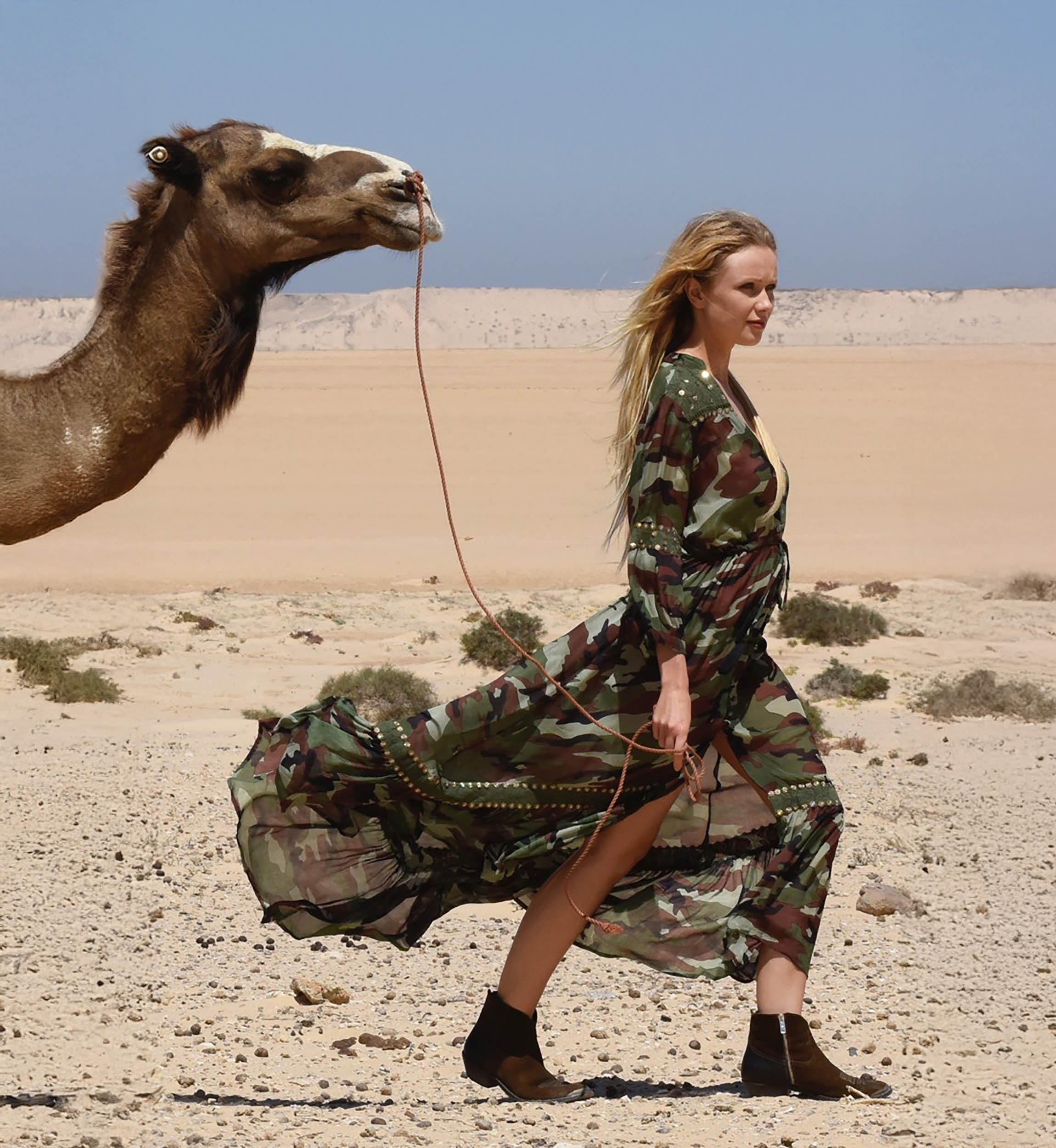 Miss June Paris — Vestido Largo Sahara