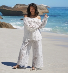 Miss June Paris — Blusa Opaline Bardot Bordado Calado Algodón