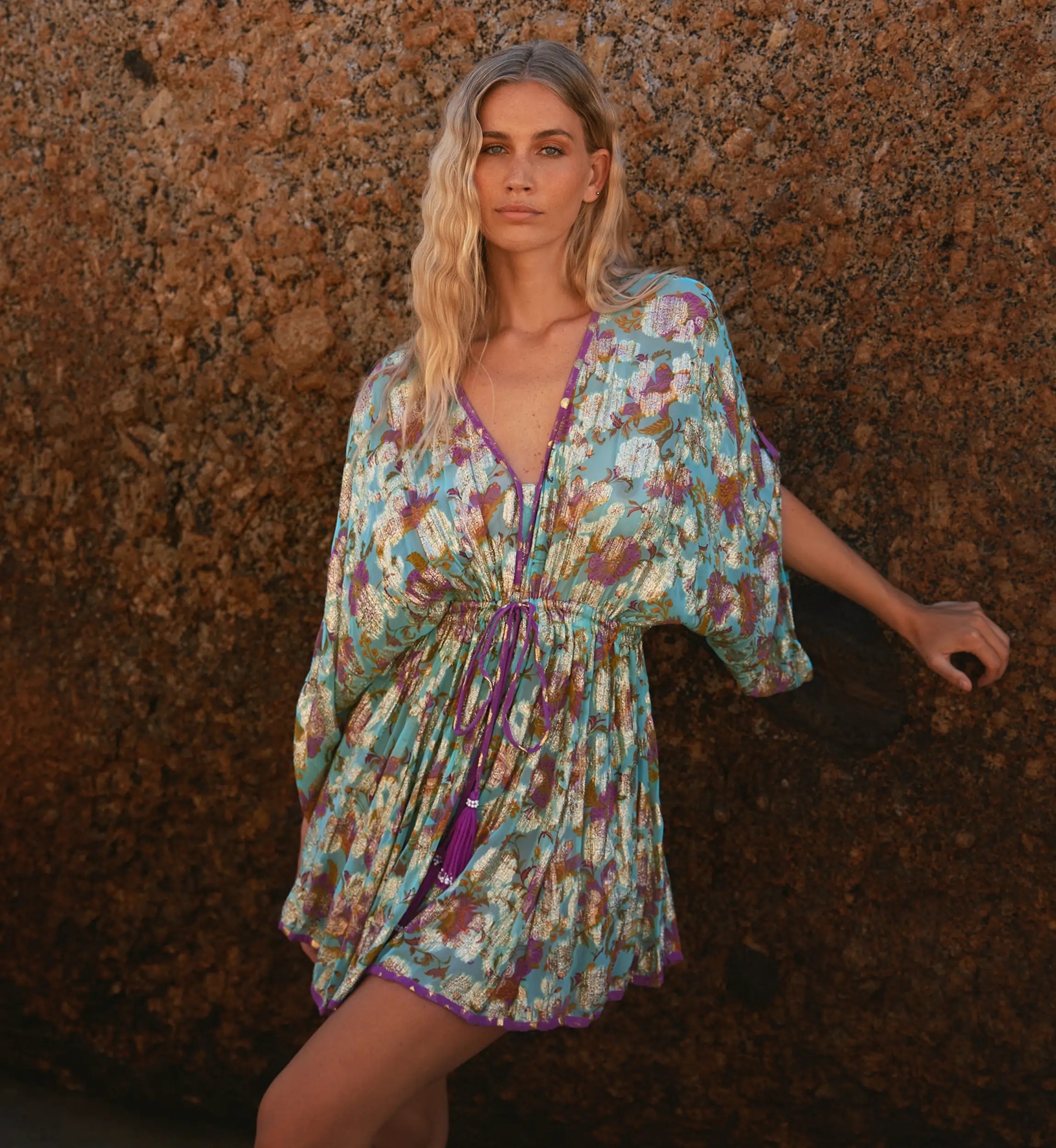 Miss June Paris — Vestido Curto Taylor