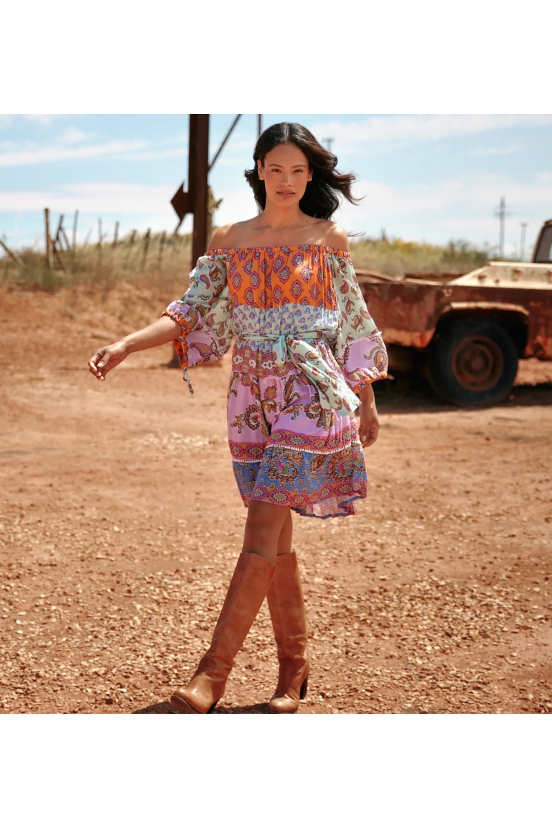 Miss June Paris — Vestido Corto Travie
