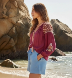 Miss June Paris — Blusa Russla