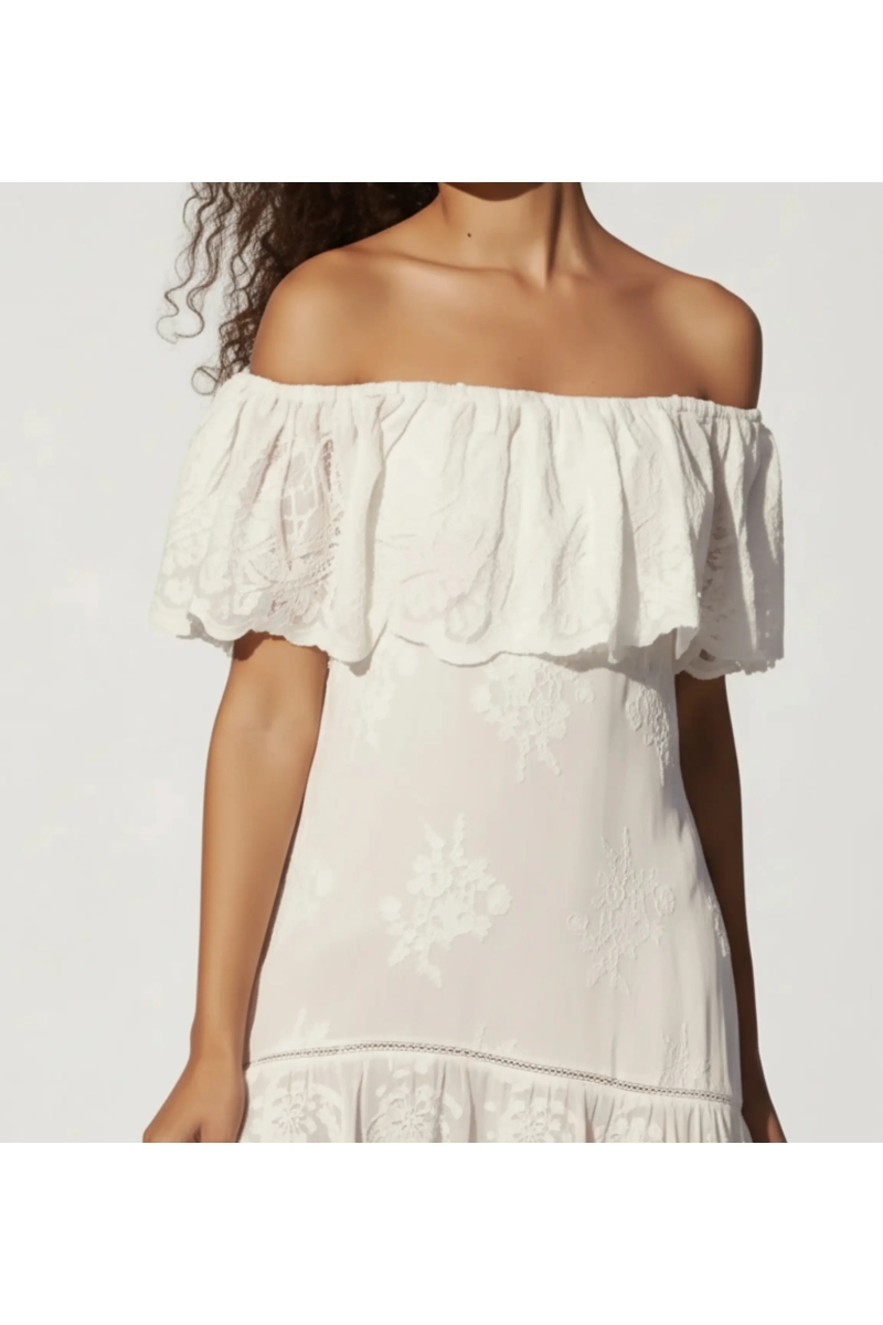 Miss June Paris — Vestido Bardot Assimétrico Branco