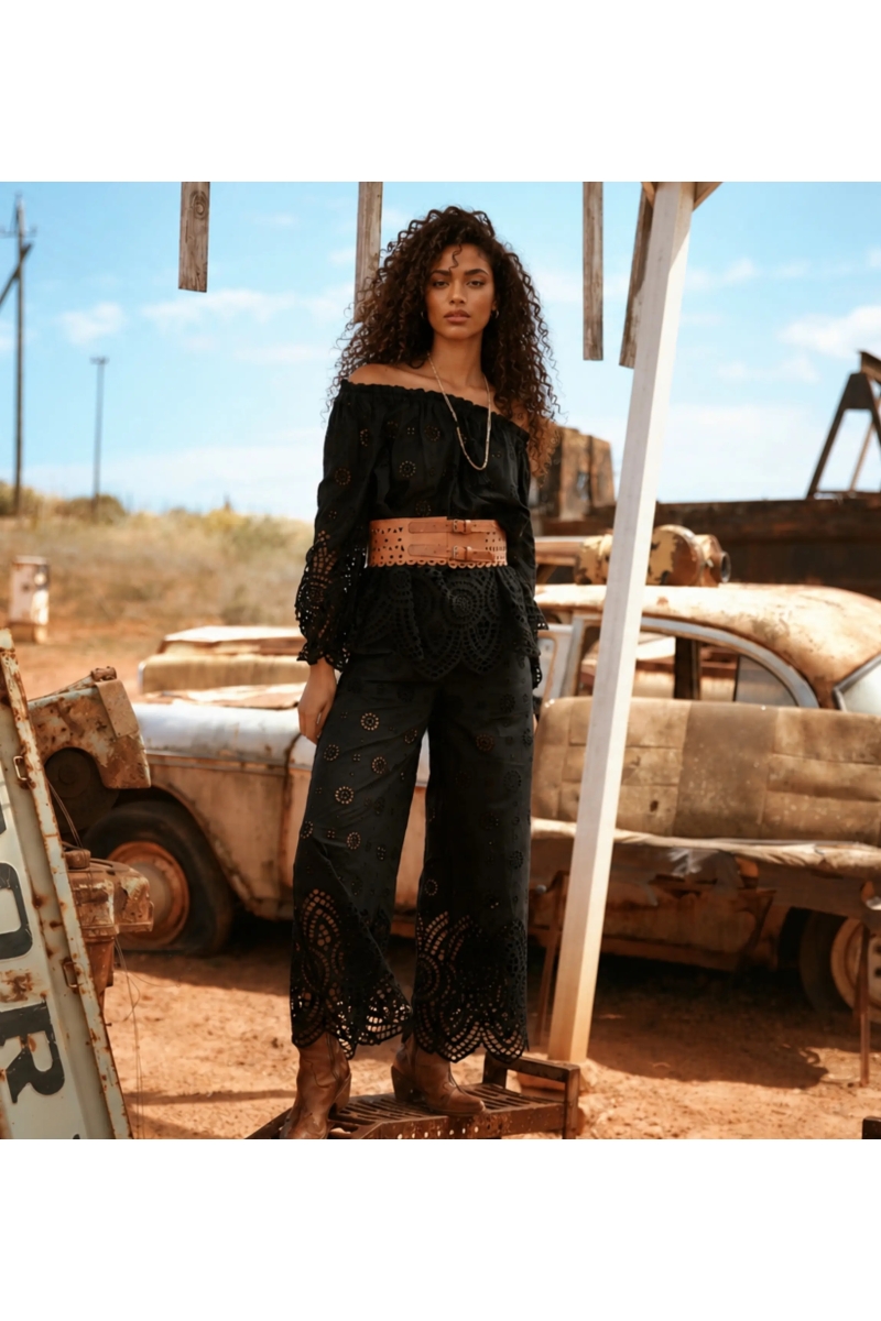 Calça Rina Bordado Inglês - Rayon Lurex | Miss June Paris