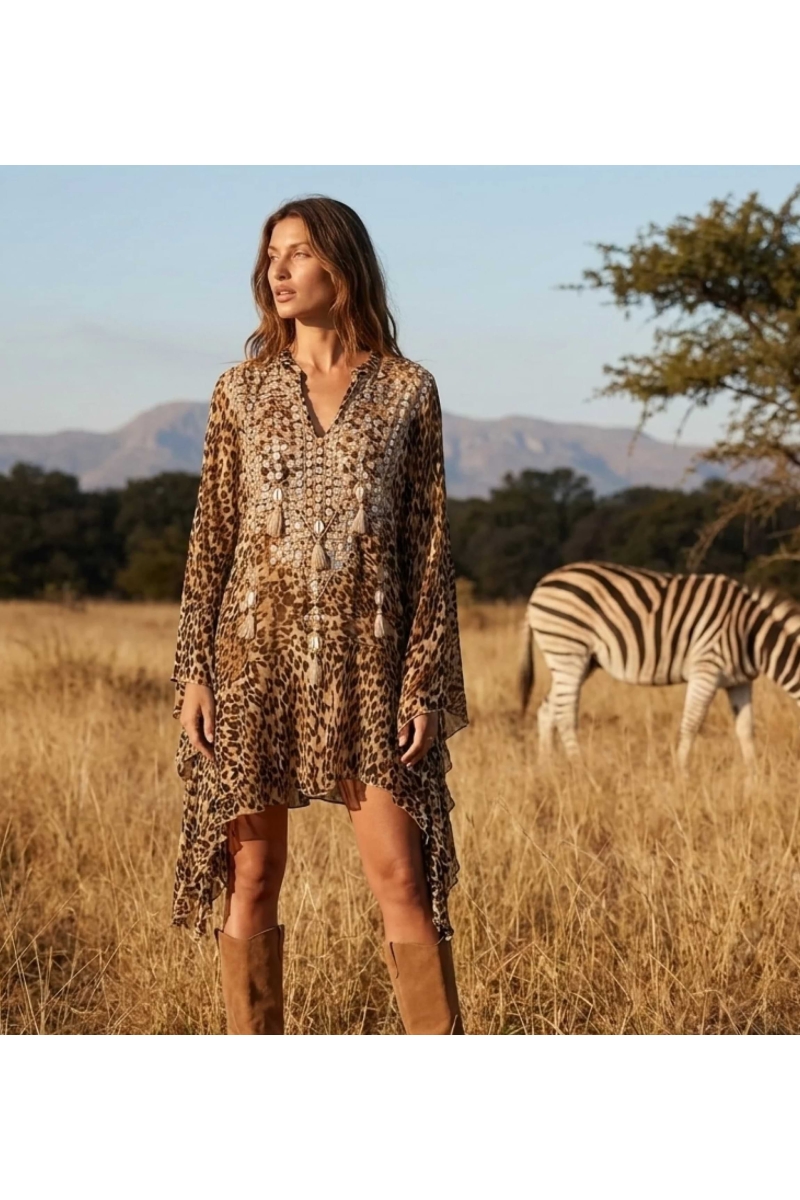 Miss June Paris, Kaftan Curto Kayla