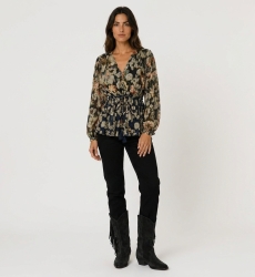 Blusa azul marinho transparente de manga comprida, estampa floral dourada, decote em V, cintura com cordão, vista frontal.