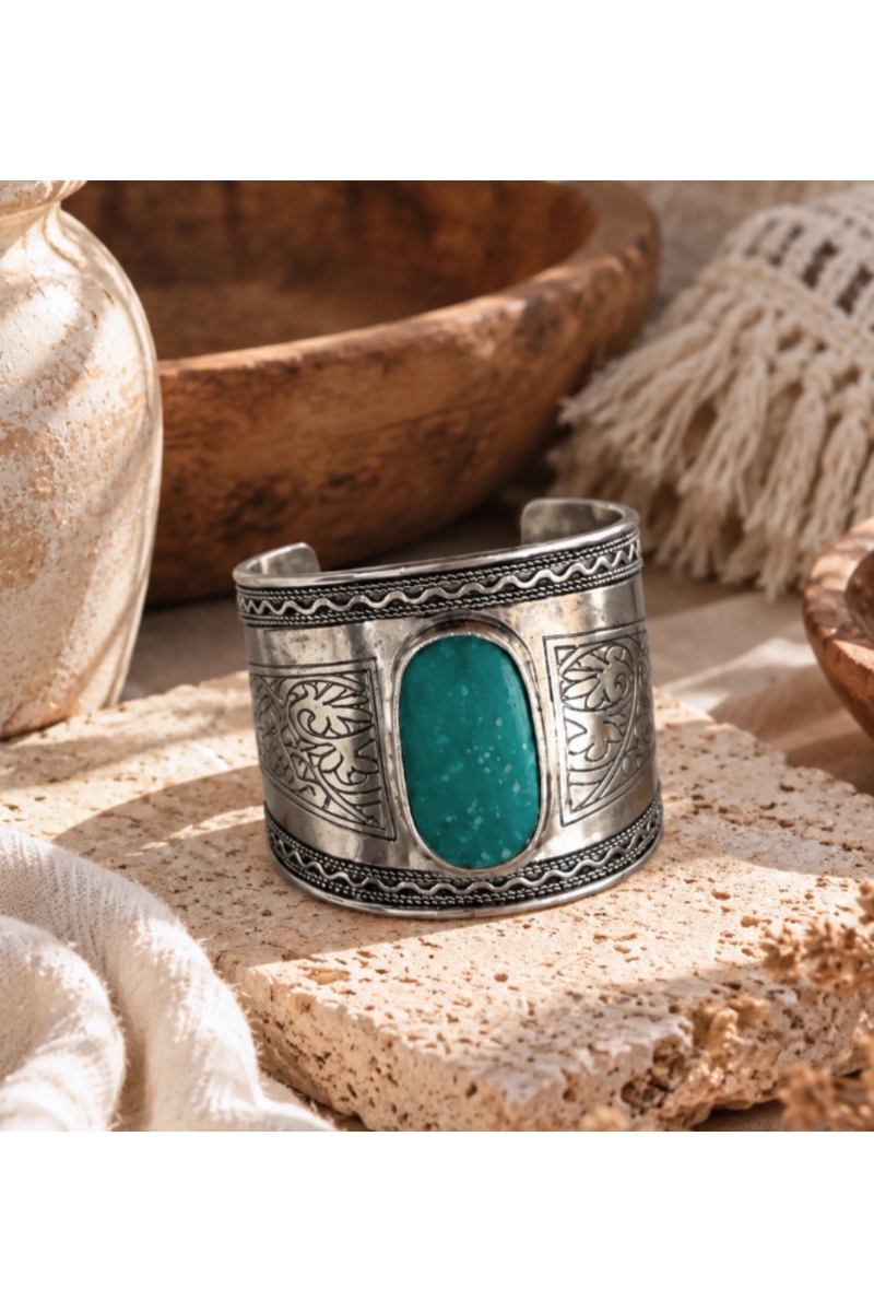 Brazalete Cleops con cabujón ovalado | Miss June Paris