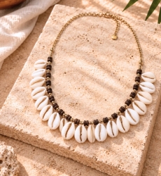 COLLIER LYOR | Miss June