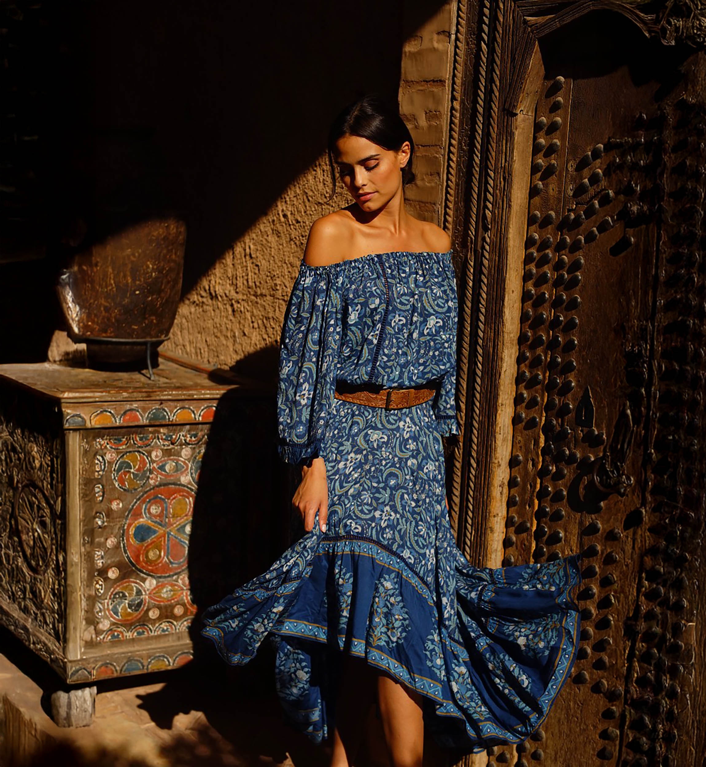 Falda Larga Sky – Azul marino – Estampado floral – Asimétrica – Estilo boho – Miss June Paris – 2