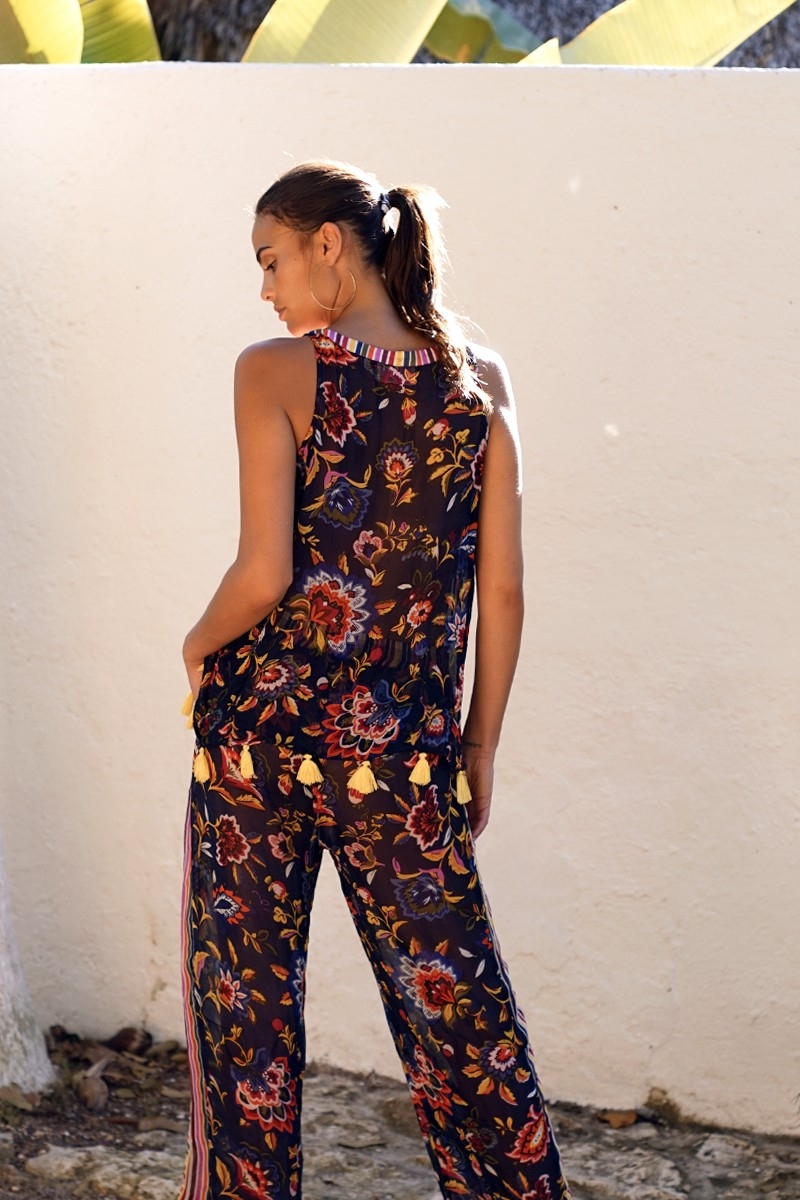 Top sin mangas Angelo – Azul marino – Motivo floral – Estilo bohemio – Miss June Paris – 3