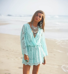 Macaquinho ZANZIBAR – Cores sortidas – Decote em V – Manga longa – Renda boêmia – Miss June Paris – 3