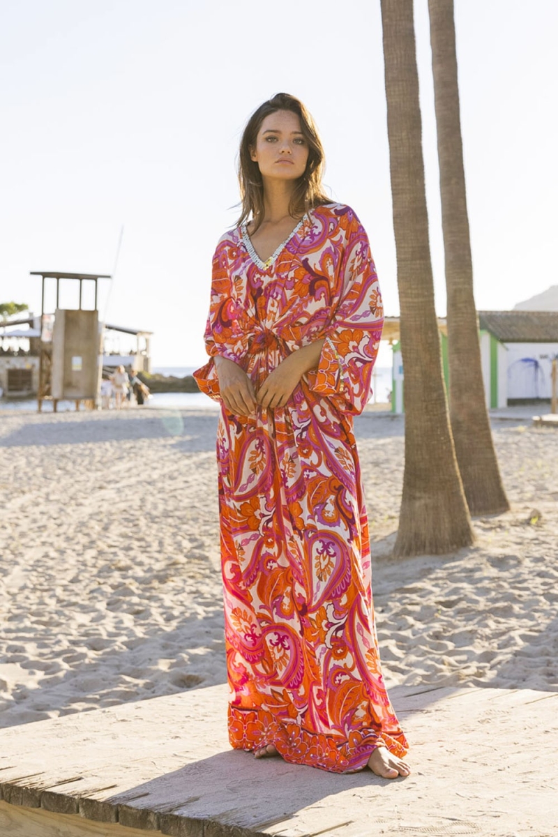Vestido Longo Emmy - Rosa/Laranja - Estampa Paisley - Mangas Longas - Com Lantejoulas - Miss June Paris - 2
